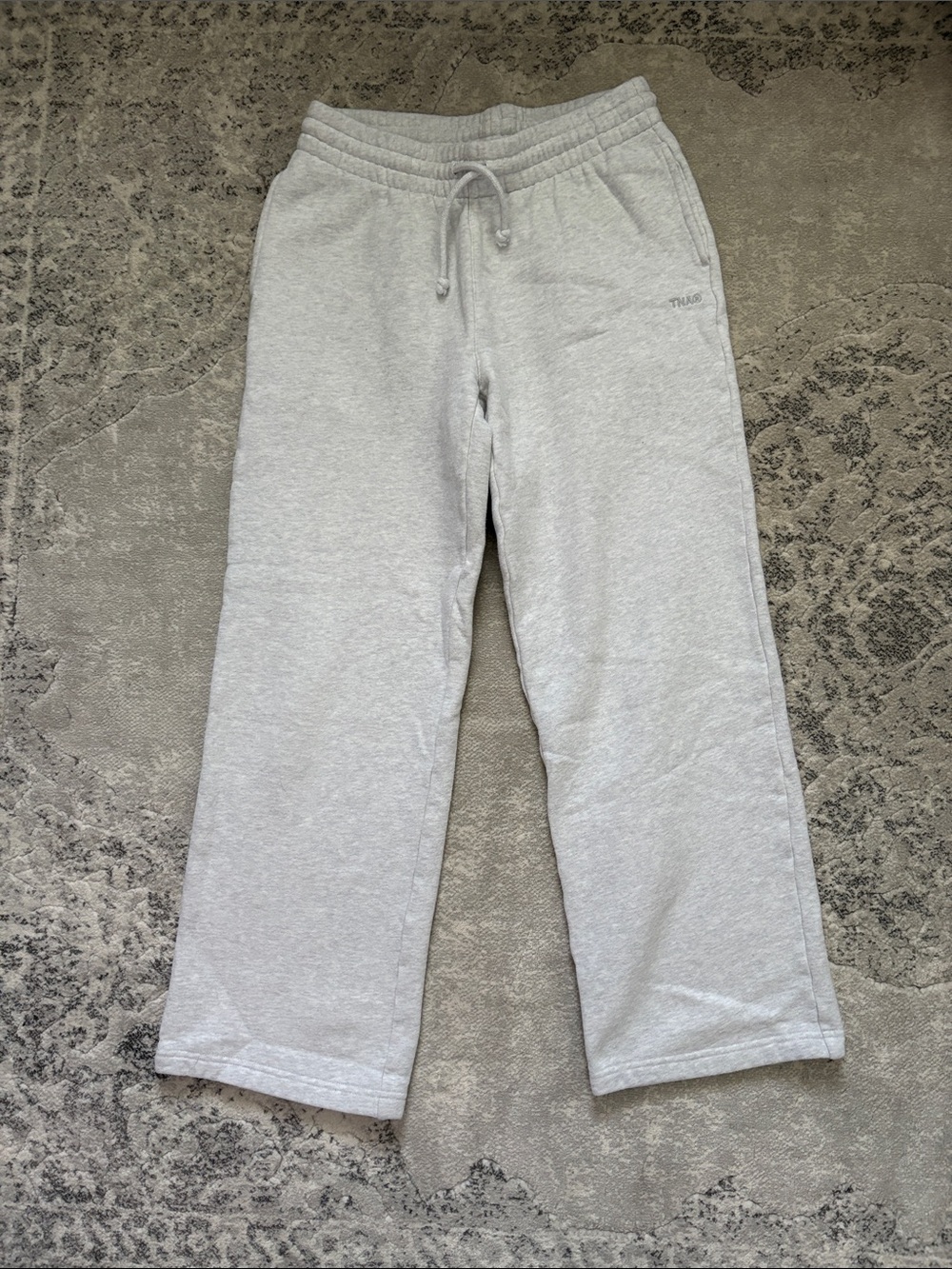 Aritzia Light Gray Straight-Leg Sweatpants